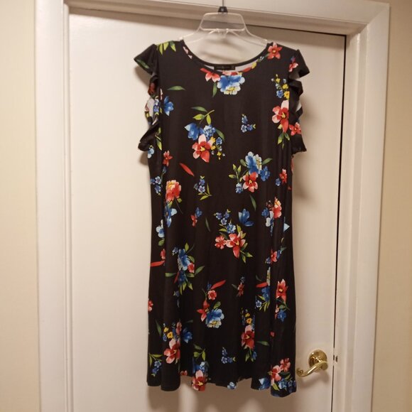 Black Floral Stretchy Dress Flutter Cap Sleeve sz XL NEW - Picture 1 of 5